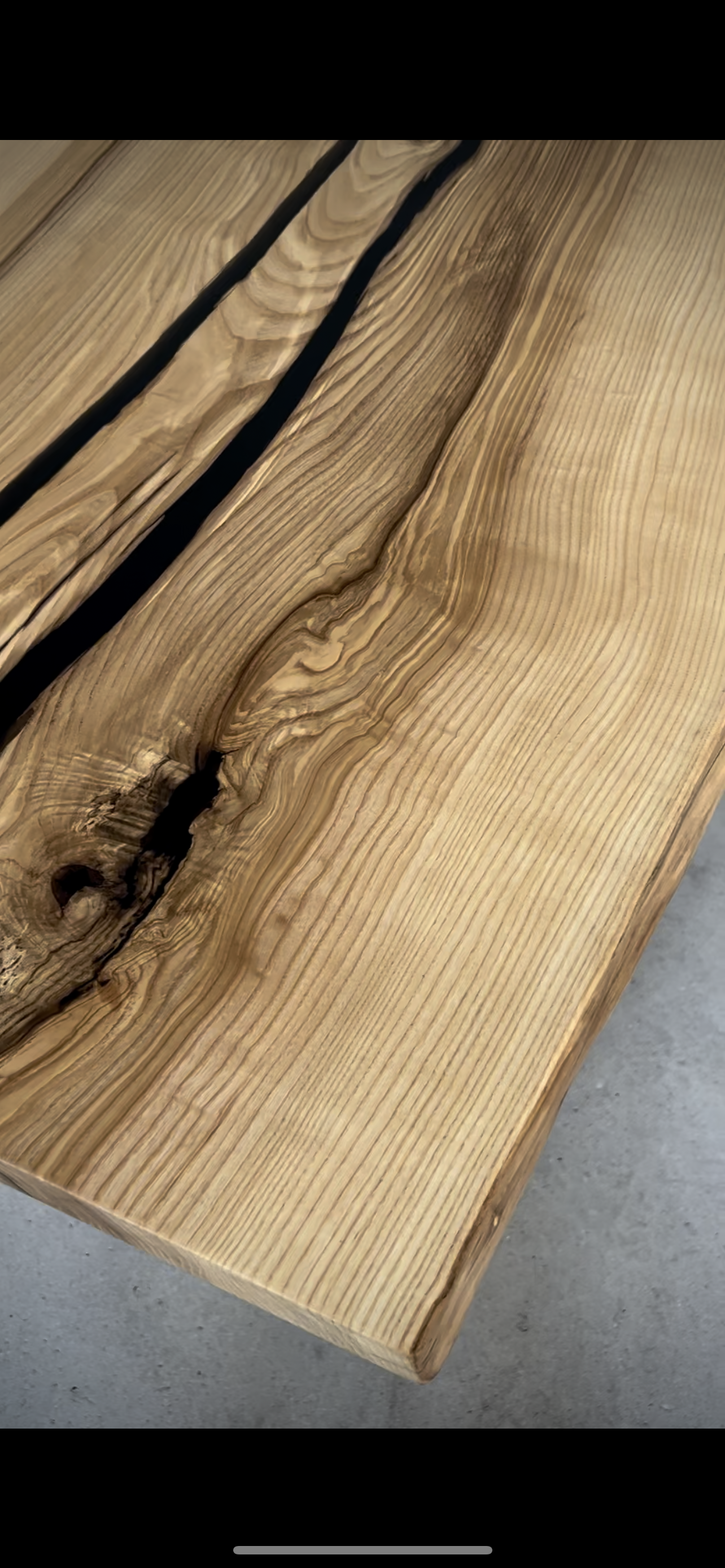Tischplatte Mono Esche - Epoxy black *